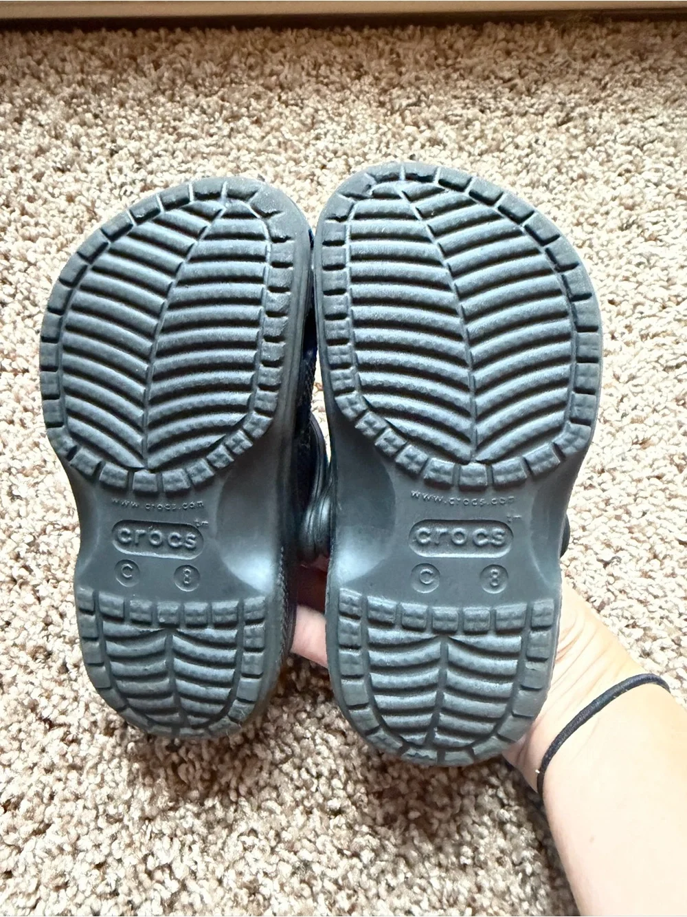 Crocs Kids Classic Clogs in Black C8